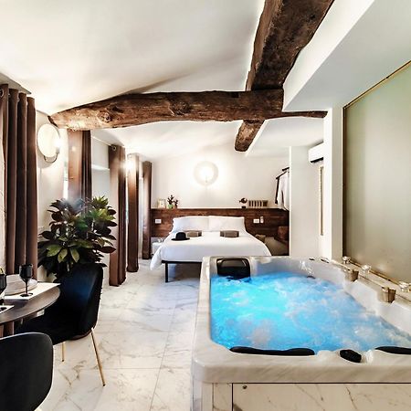 Sahara & Amazzonia Luxury Rooms- The House Of Travelers 코모 외부 사진