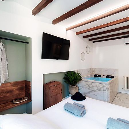 Sahara & Amazzonia Luxury Rooms- The House Of Travelers 코모 외부 사진