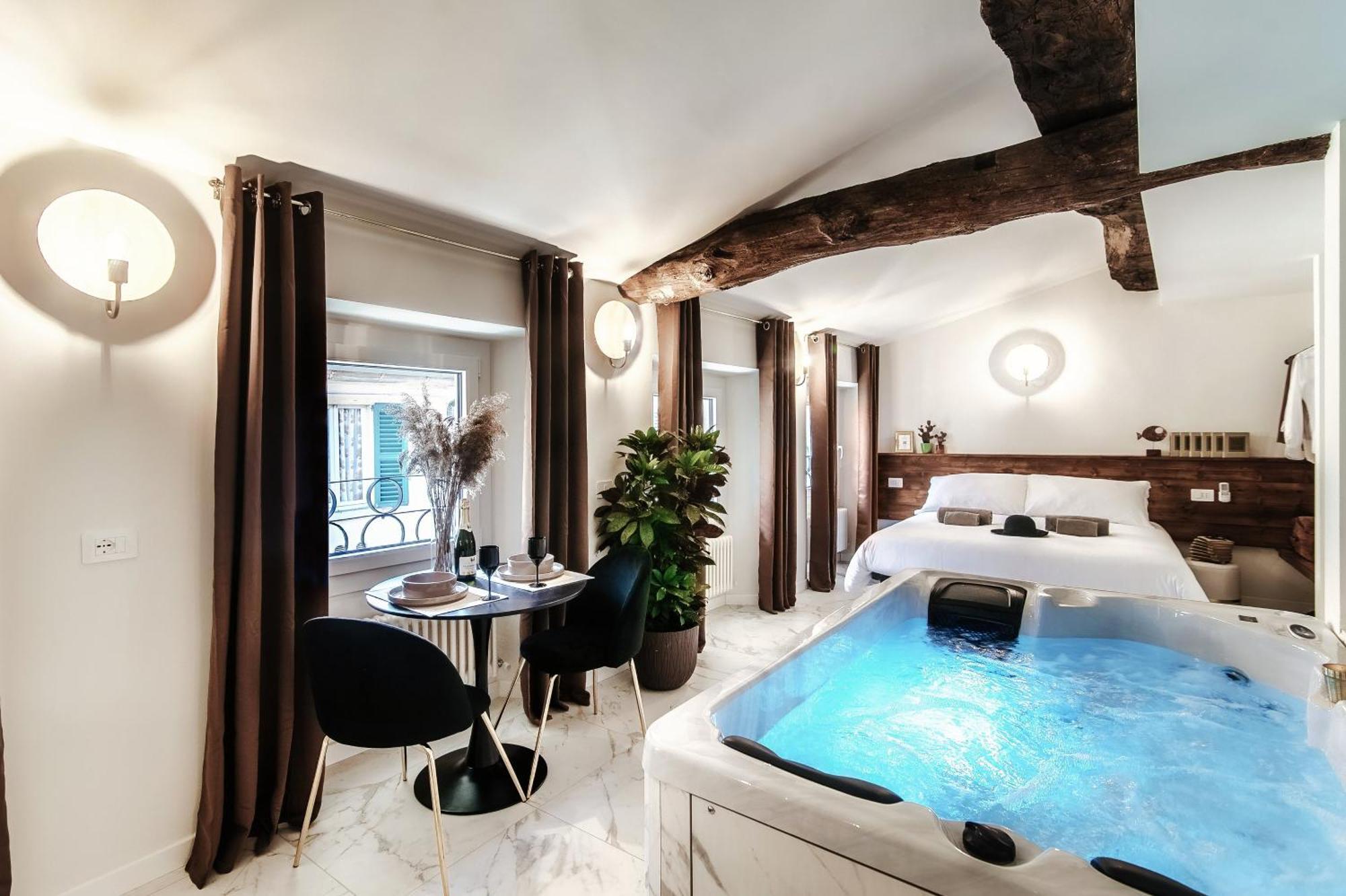 Sahara & Amazzonia Luxury Rooms- The House Of Travelers 코모 외부 사진