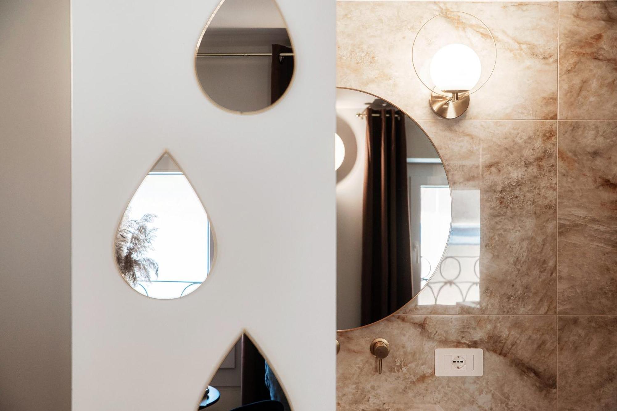 Sahara & Amazzonia Luxury Rooms- The House Of Travelers 코모 외부 사진