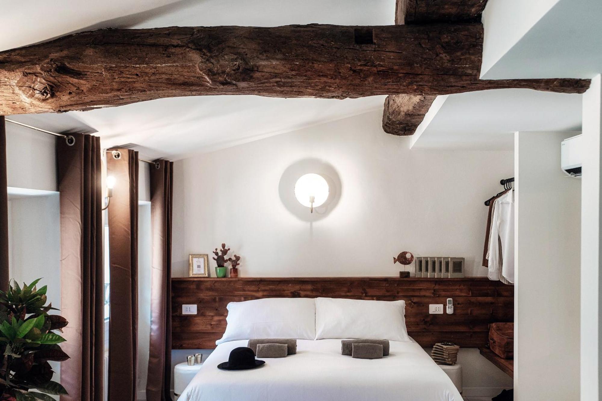 Sahara & Amazzonia Luxury Rooms- The House Of Travelers 코모 외부 사진