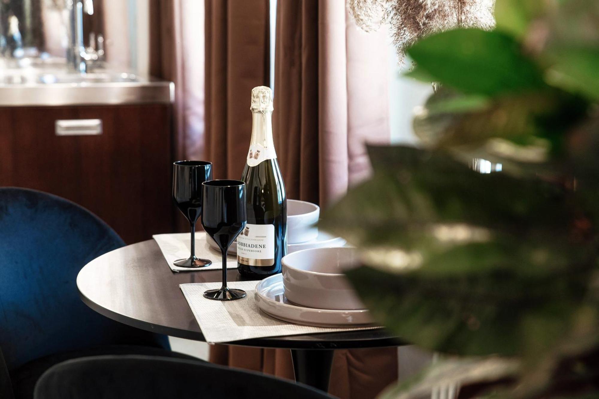 Sahara & Amazzonia Luxury Rooms- The House Of Travelers 코모 외부 사진