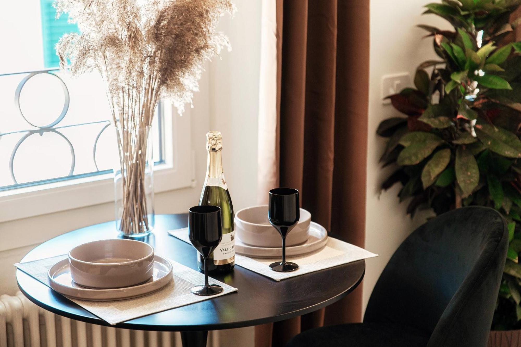 Sahara & Amazzonia Luxury Rooms- The House Of Travelers 코모 외부 사진