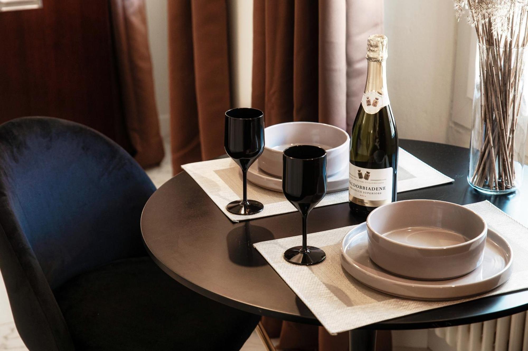 Sahara & Amazzonia Luxury Rooms- The House Of Travelers 코모 외부 사진