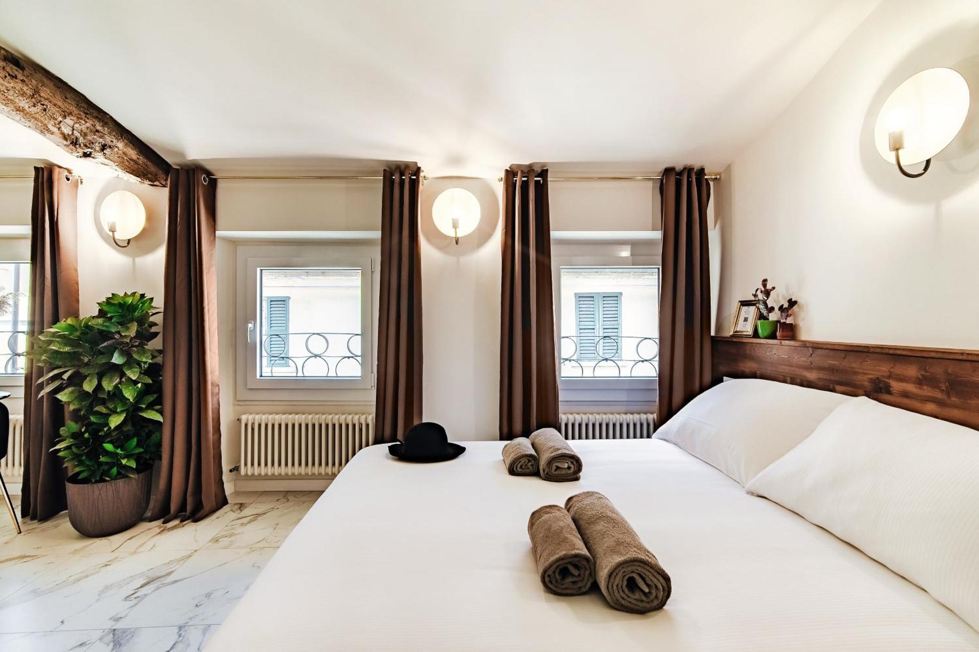 Sahara & Amazzonia Luxury Rooms- The House Of Travelers 코모 외부 사진